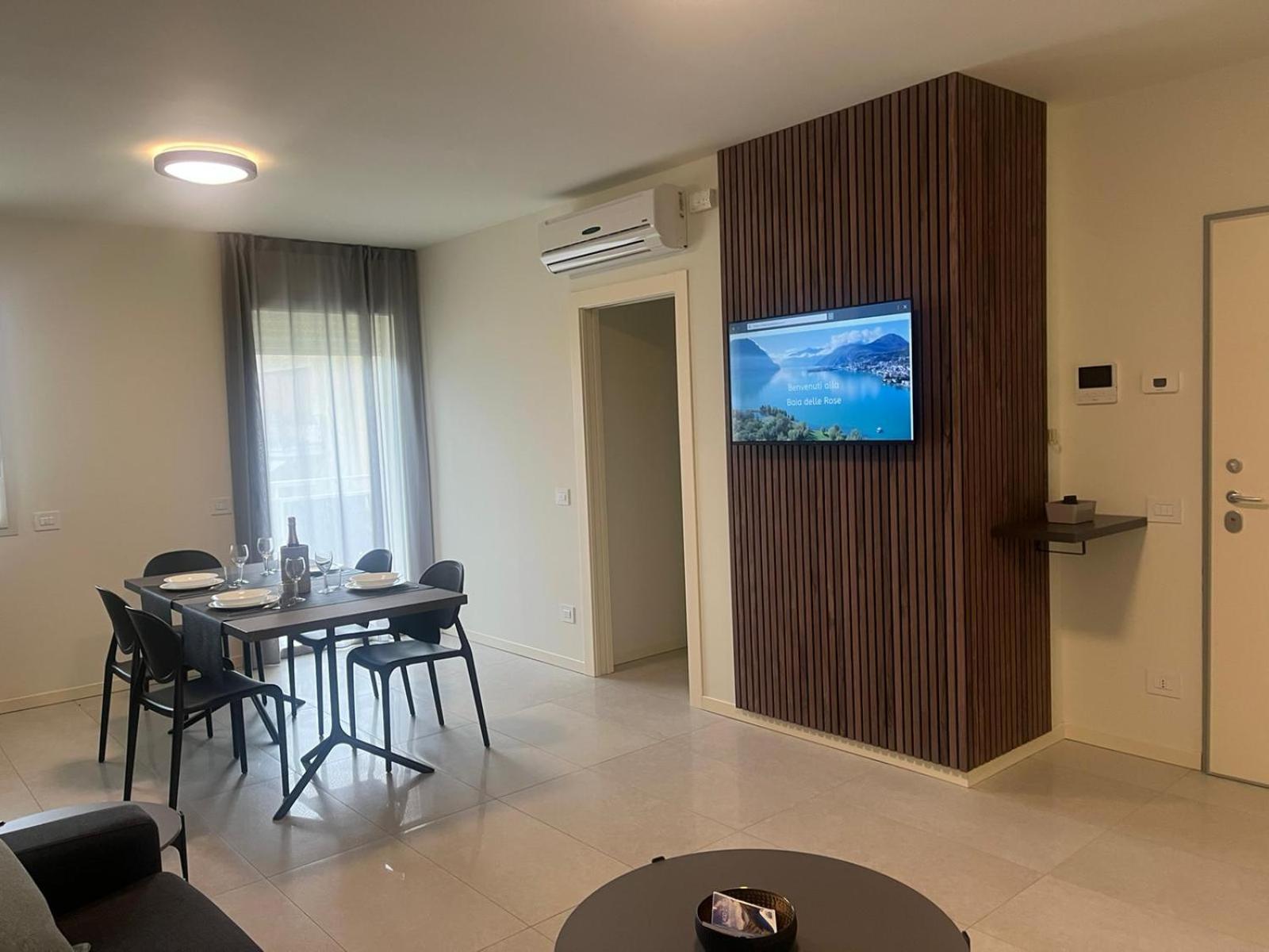 Appartement Baia Delle Rose Via Roma 111 à Costa Volpino Chambre photo