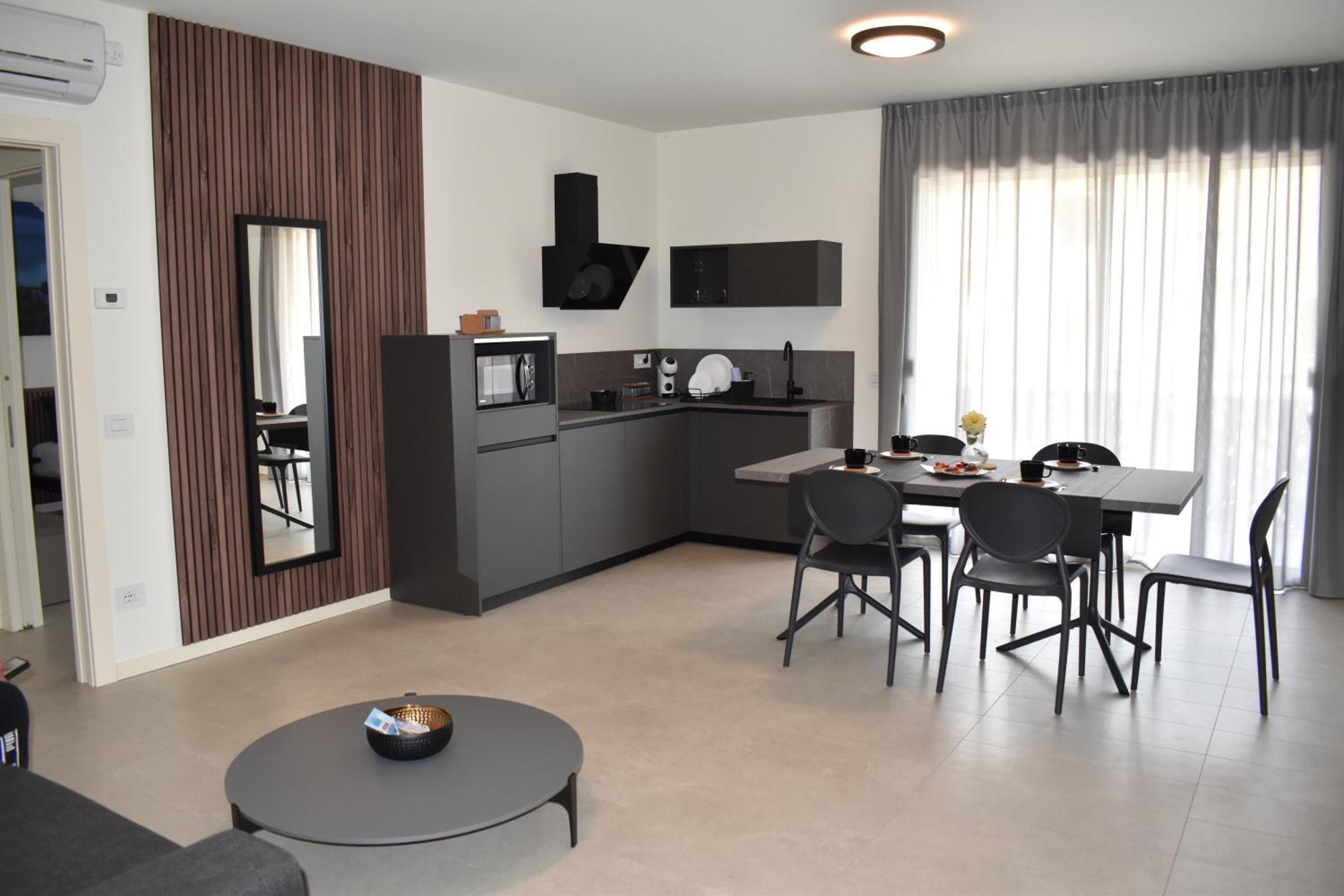 Appartement Baia Delle Rose Via Roma 111 à Costa Volpino Extérieur photo