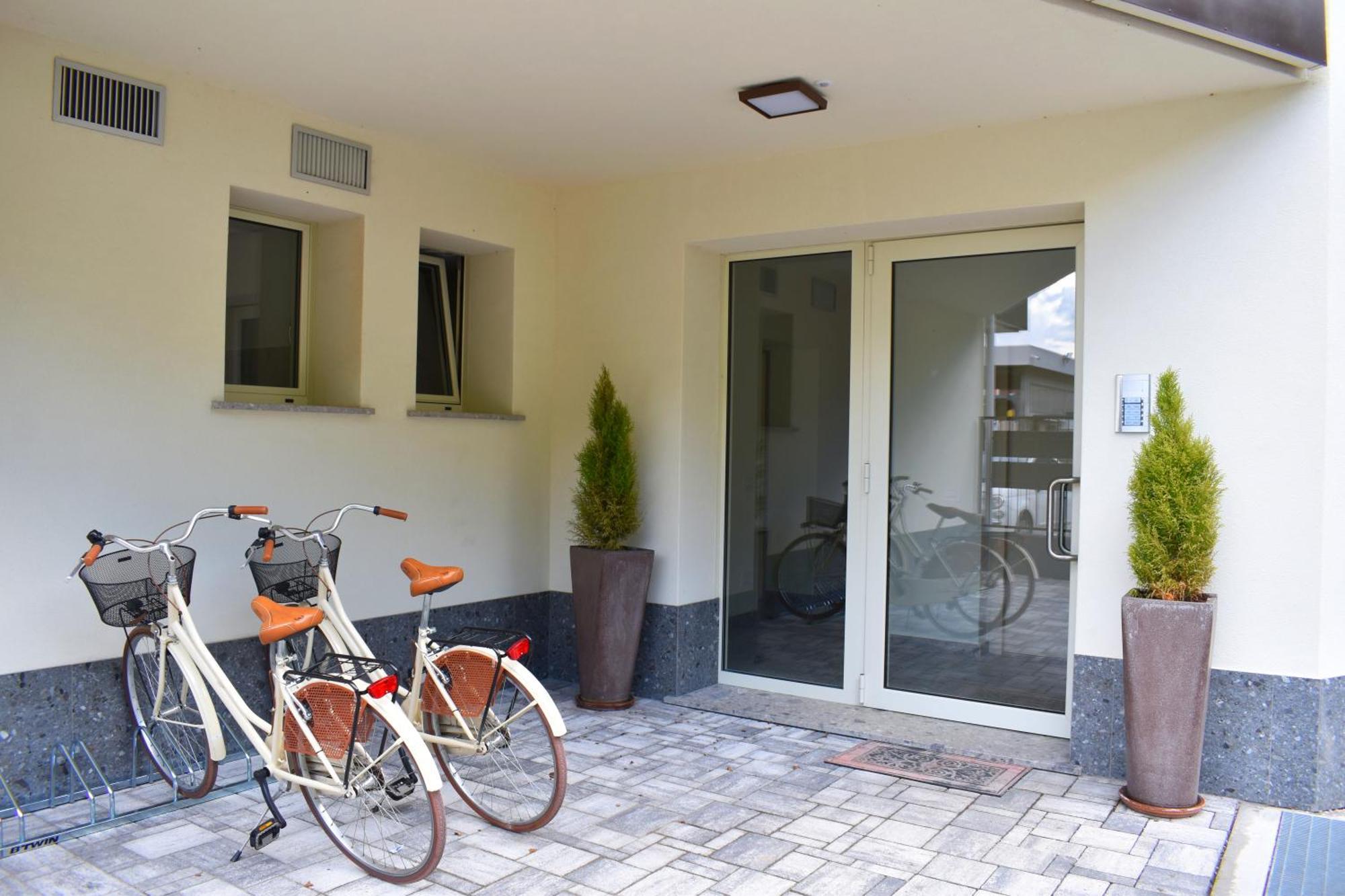 Appartement Baia Delle Rose Via Roma 111 à Costa Volpino Extérieur photo